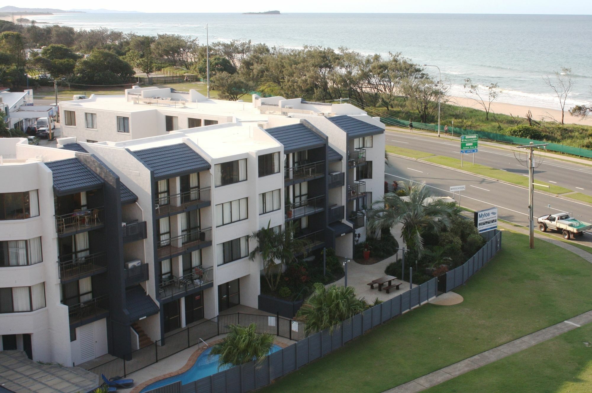 Mylos Holiday Apartments Alexandra Headland Exterior foto
